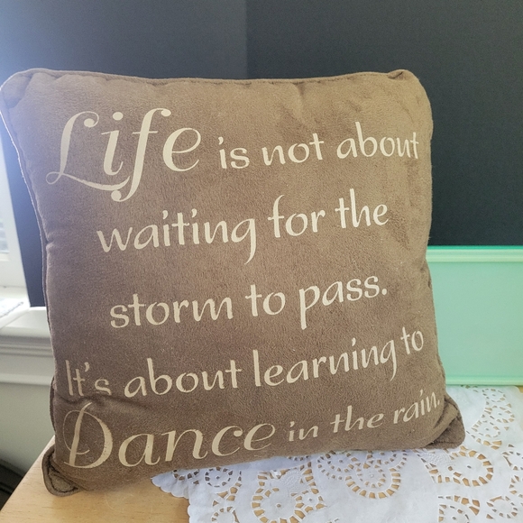 Pair of Inspirational Brown Toss Pillows - Picture 3 of 7